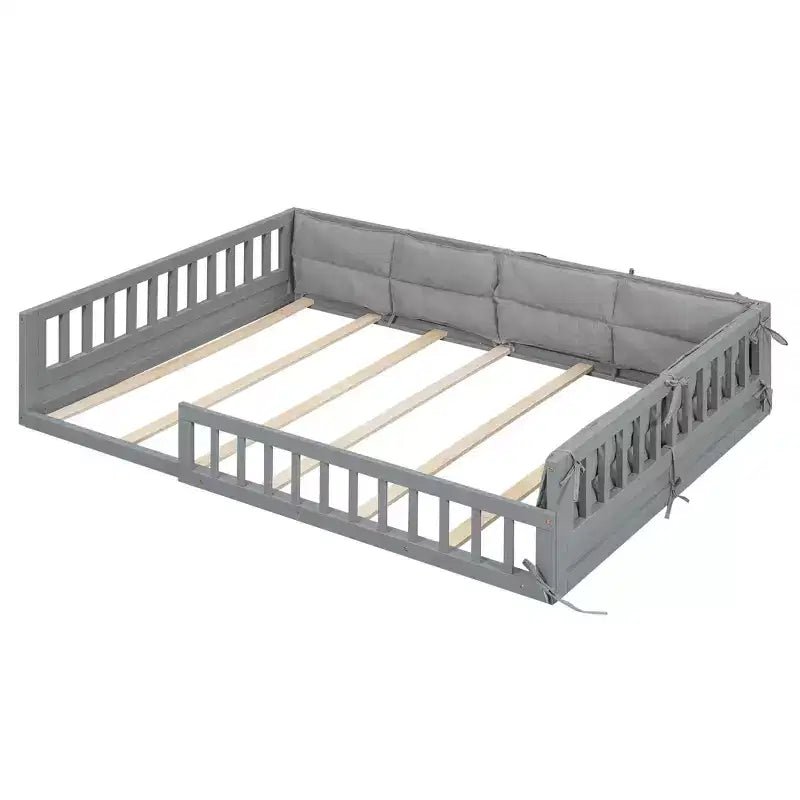 Letto a terra per bambini Full Size con recinzione di sicurezza e cuscino imbottito – Capacità 270 kg, nessuna rete a molle necessaria