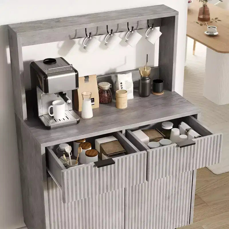 Mobile Credenza con Scanalature – Mobile Bar con 2 Cassetti, Ripiani Regolabili e Pannello Ondulato