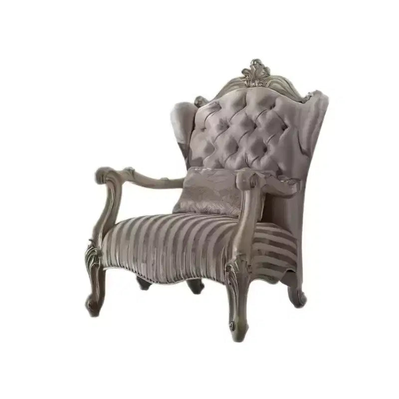 Poltrona di design in pelle da 35" – Capitonnè, color cammello, gambe in legno | Nessun assemblaggio richiesto