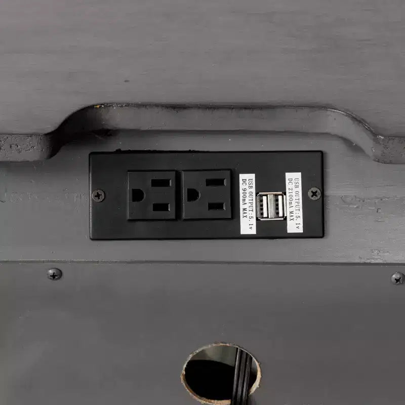 Comodino con 3 cassetti in cedro, porte USB e maniglie anticate – Pre-assemblato